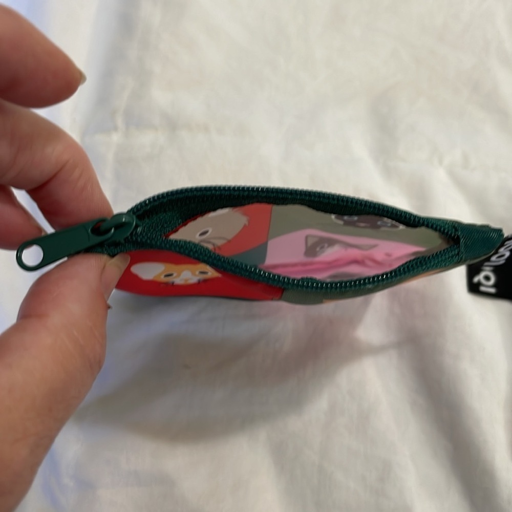 LOQI | Two | Mini | Zippered | Coin/Accessories/Essentials/Toiletries| Pouches - Picture 4 of 15